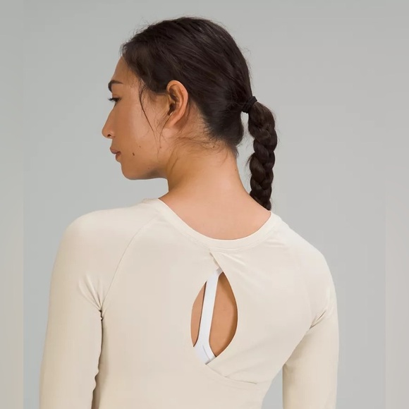 Lululemon LA Reversible Keyhole Long Sleeve - Picture 8 of 9